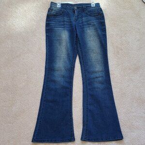 Wallflower Blue Low Rise Women’s Junior Jeans. Size 7